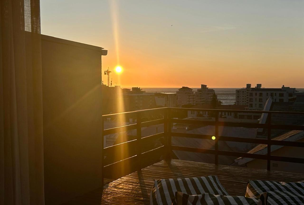 Apartment Sea Point Open, Large & Romantic 1 Bed *